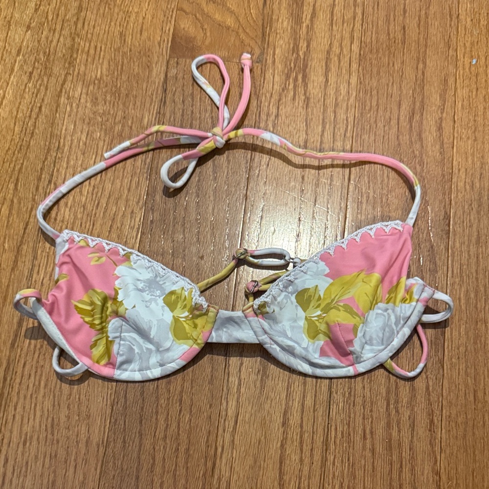 Tularosa Pink Floral Bikini Top